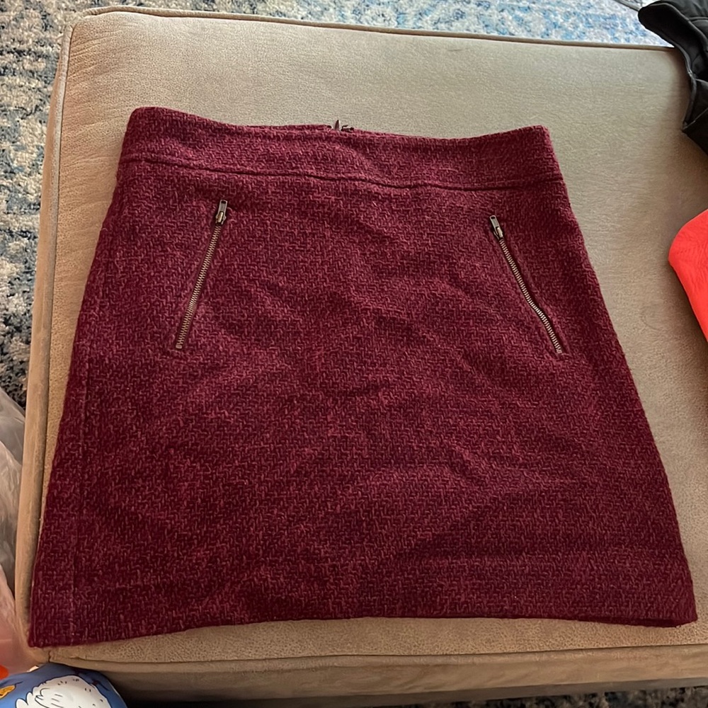 Ann Taylor Loft burgundy skirt size 2